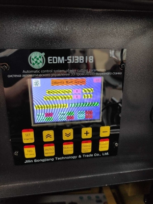 Servizio post-vendita Macchina di taglio a filo CNC EDM Super economica Dk7725 per metallo