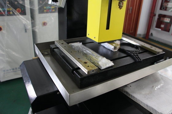 Servomotore CNC Electro erosive Cutting Machine A320 per il metallo