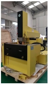 EDM550h ad alta precisione a stampaggio CNC con funzione di superficie speculare