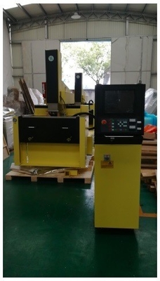 EDM550h ad alta precisione a stampaggio CNC con funzione di superficie speculare