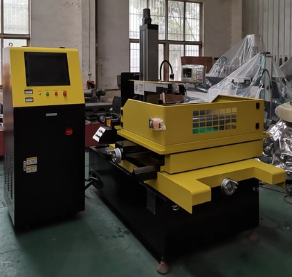 Macchina EDM per taglio di fili CNC S500 con rotaia lineare