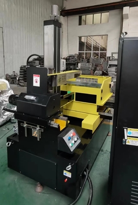 Macchina EDM per taglio di fili CNC S500 con rotaia lineare