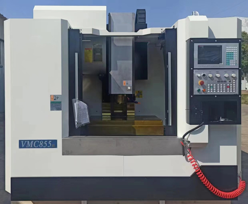 Centrale di lavorazione verticale CNC ad alta precisione Vmc855 con controllo a ciclo semiclosso