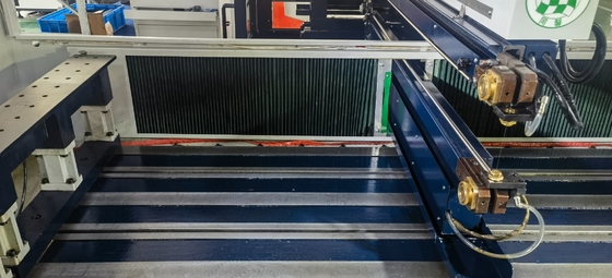 DK77120C Servomotore EDM di taglio del filo di molibdeno con taglio a 60 gradi